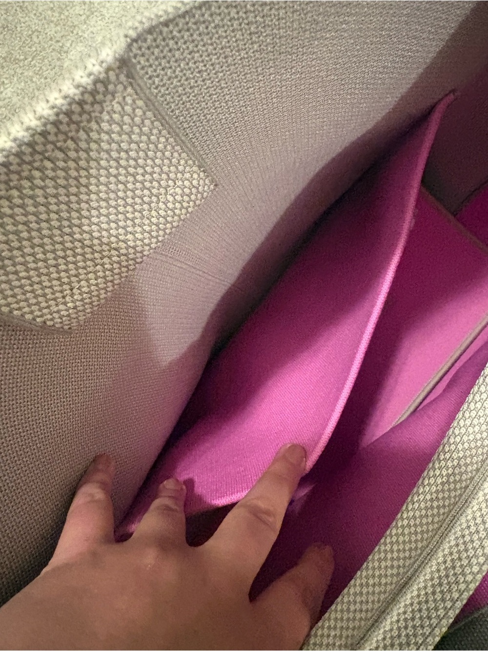 Neutral Shoulder Bag - Women - Picture 6 of 7
